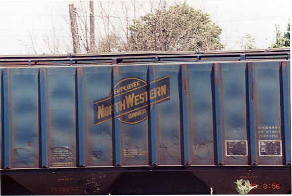 040.jpg.jpg - Another C&NW hopper car, this one at Galesburg, IL in June of 2006.