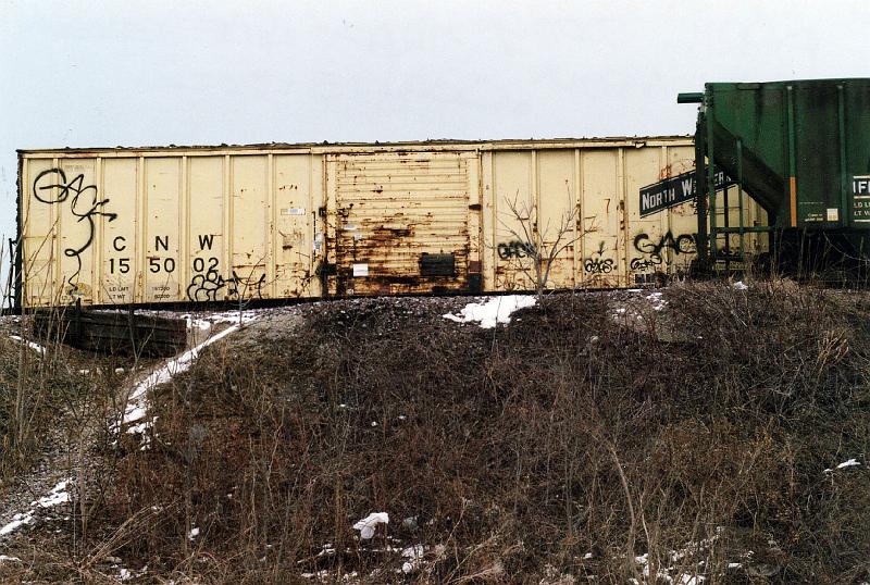 137.jpg - C&NW Box Car 15502 on Track 9 of the Kenosha Elevation, April 2009.