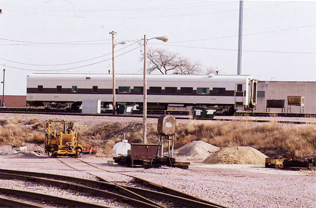 093.jpg - Private Car 553 set out Bad Order at Kenosha, January 2008.