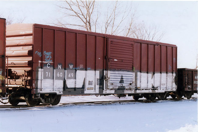 131.jpg - C&NW box car found on the Kenosha elevation, Track 7.  December 2008.