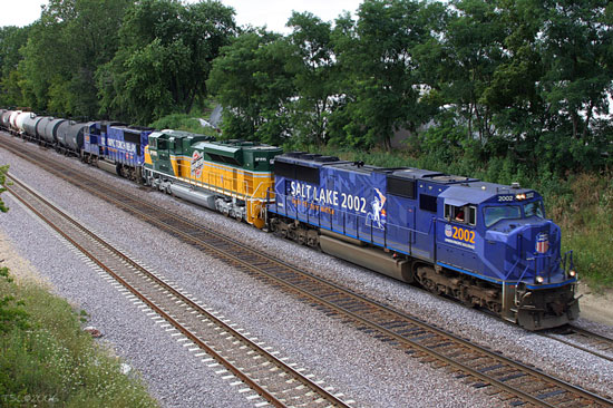 185.jpg - Wally sent us this fine photo of the UP 2002 and the UP 1996 - the C&NW Heritage Locomotive.  The photo was taken by Tom Lampman and is used with permission.