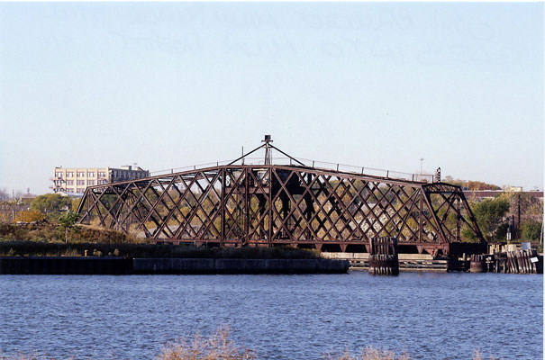 202.jpg - The Milwaukee River Bridge still leads into the Milwaukee Deopt, 9/2011.