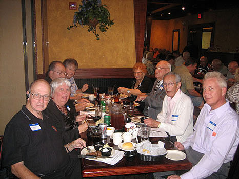 07.jpg - Bob & Sharon Hicks, Lye & Josie Spratt, Delores & Orville Schultz and Charlie & Larry McLaughlin.