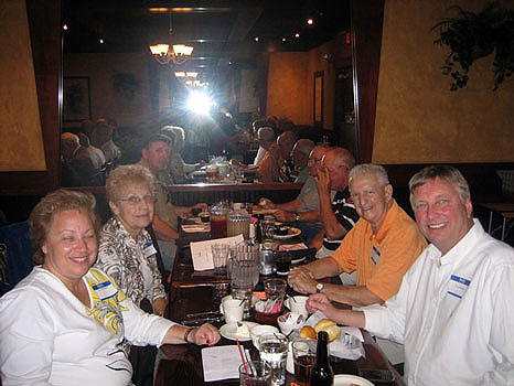 08.jpg - Joyce Pikarski, Ginger Olson, Jack Slivka, Bill Smith, Geno Harris, Jerry Harris & Paul Piekarski.