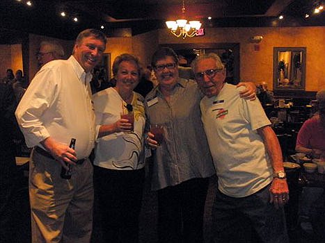 P1290482.jpg - Paul & Joyce Piekarski, Bonnie Jarmy & Armando Ingratta.