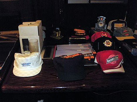 P1290502.jpg - Raffle & Door Prizes.